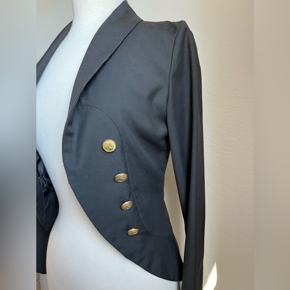 Women’s Tuxedo Jacket - Picture 3 of 7